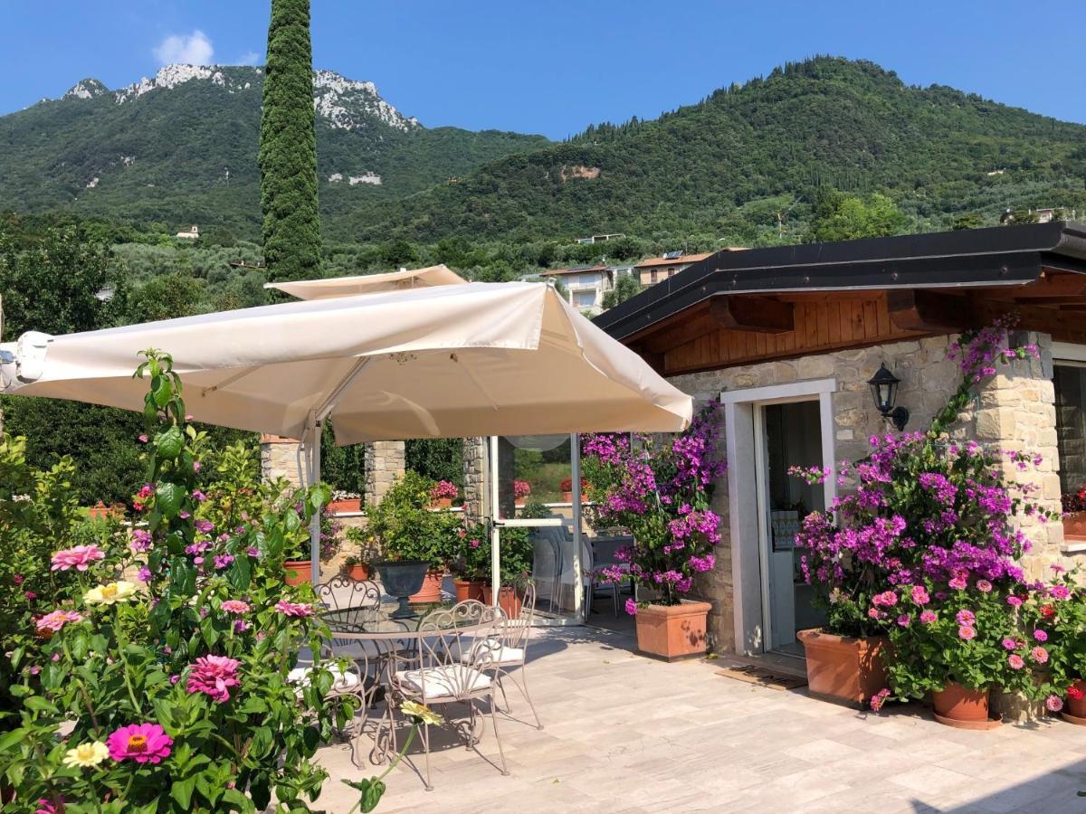 La Cascata Negli Ulivi Acomodação com café da manhã Toscolano Maderno Exterior foto